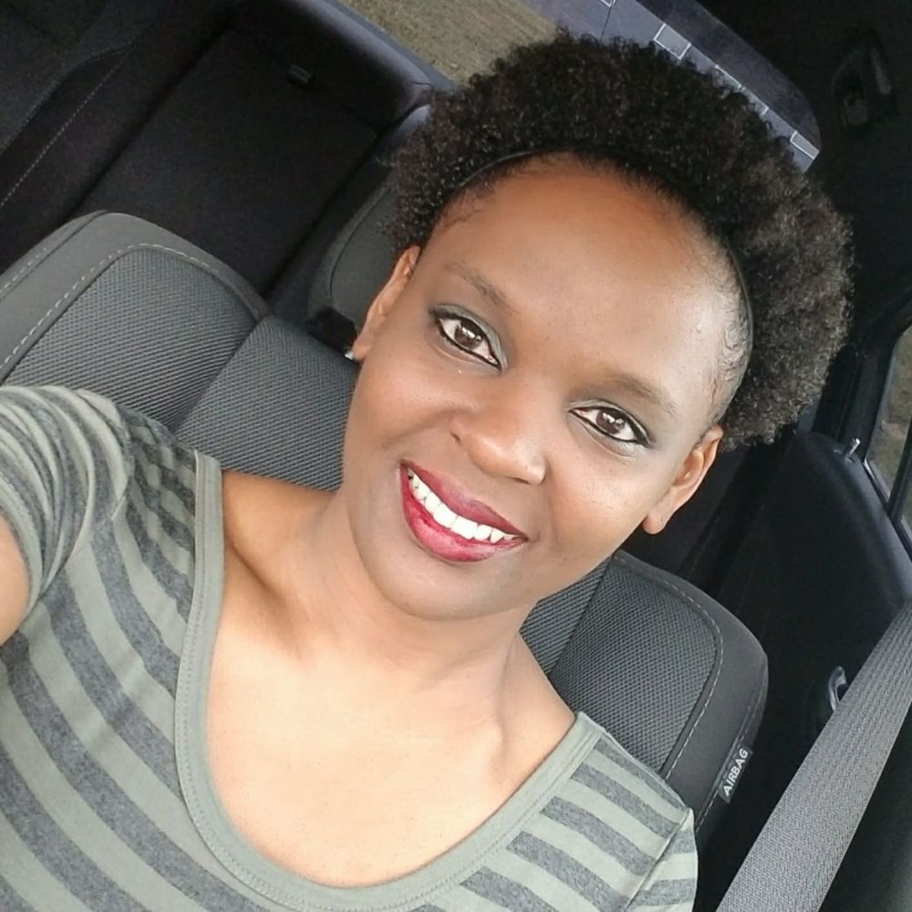Meet your Posher, Desiree